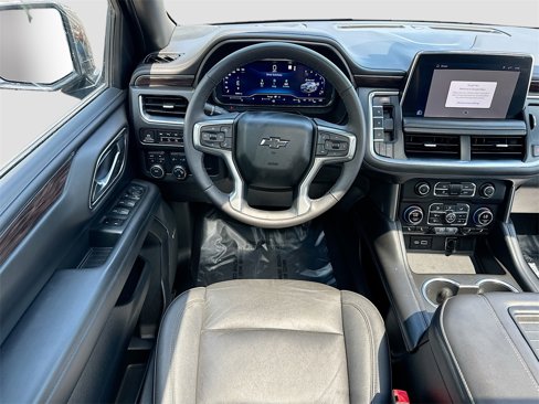 Used 2022 Chevrolet Tahoe Z71 w/ Luxury Package image 24