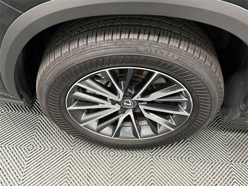 Certified 2025 Lexus NX 250 FWD image 22