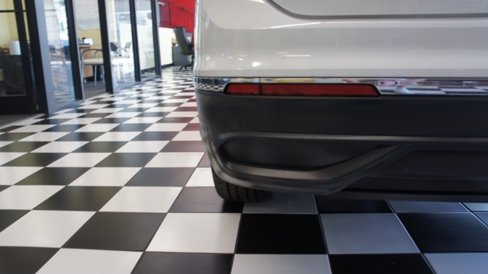 Used 2022 Volkswagen Tiguan SE image 67