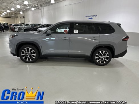 New 2026 Toyota Grand Highlander AWD Hybrid image 5