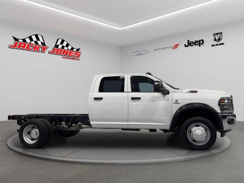New 2026 RAM 5500 Tradesman w/ Chrome Appearance Group image 6