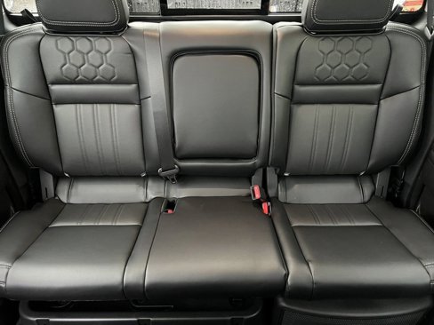 New 2025 Nissan Frontier SL image 13