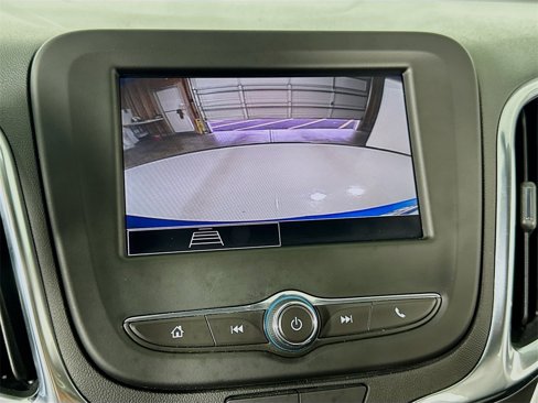 Used 2024 Chevrolet Equinox LS image 36