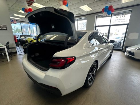 Used 2022 BMW 530i xDrive w/ Executive Package image 19