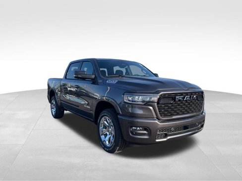 New 2026 RAM 1500 4x4 Crew Cab image 7