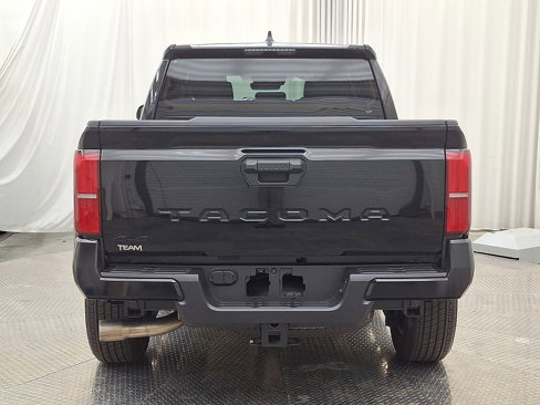 Used 2024 Toyota Tacoma TRD Sport image 23