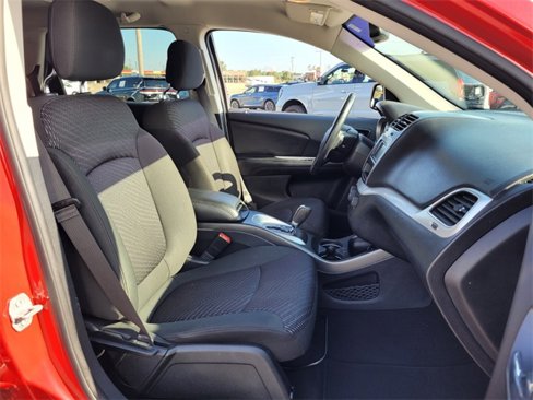 Used 2019 Dodge Journey SE w/ Connectivity Group image 17