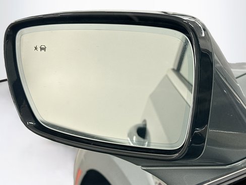 Used 2024 Buick Enclave Premium image 16