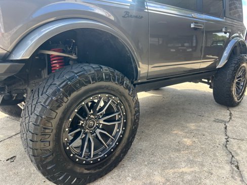 Used 2023 Ford Bronco Outer Banks image 15