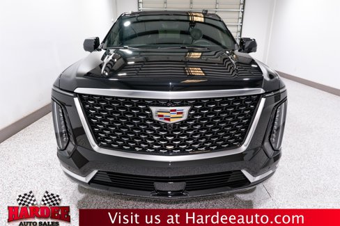 Used 2025 Cadillac Escalade Premium Luxury image 7
