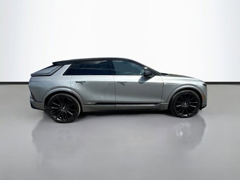 New 2026 Cadillac Lyriq V image 4