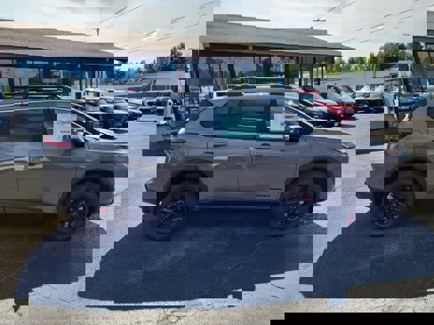 New 2026 Nissan Rogue SV image 9