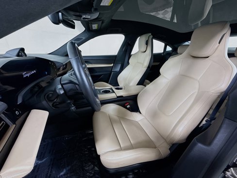 Certified 2020 Porsche Taycan Turbo S image 5