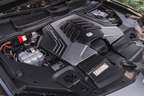 Used 2021 Lamborghini Urus image 35