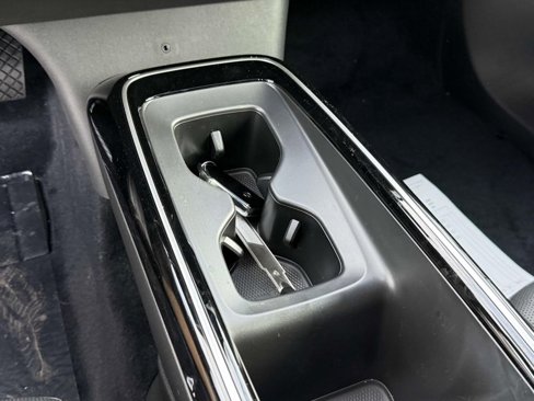 New 2025 Volkswagen ID.4 Pro S Plus image 14