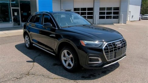 Used 2023 Audi Q5 2.0T Premium image 2