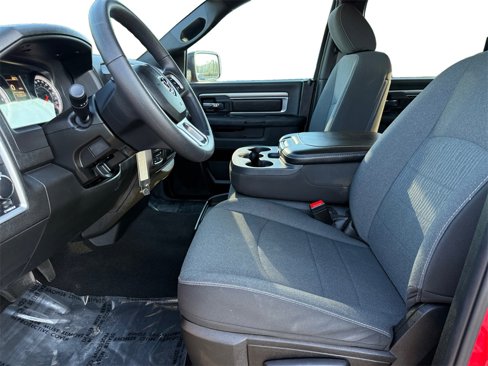 Used 2024 RAM 1500 Classic Warlock image 9
