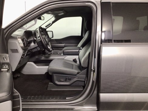 New 2025 Ford F150 XLT w/ Equipment Group 302A MID image 18