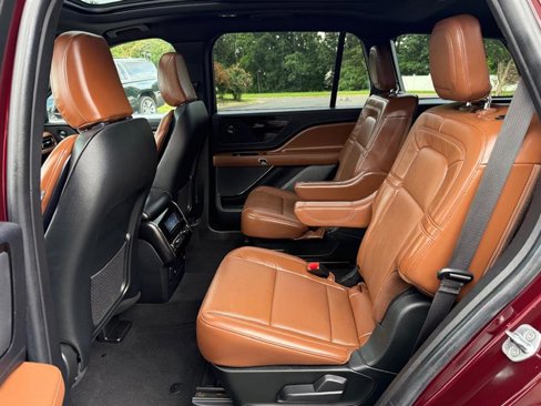 Used 2022 Lincoln Aviator Reserve w/ Equipment Group 201A image 23