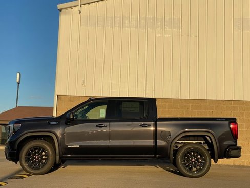 New 2026 GMC Sierra 1500 Elevation image 8