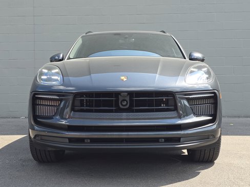 New 2025 Porsche Macan S image 6