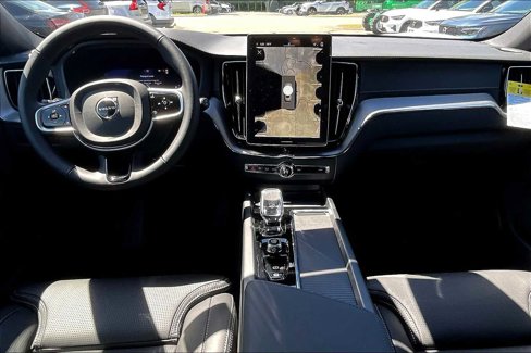 New 2026 Volvo XC60 B5 Ultra w/ Protection Package Premier image 7