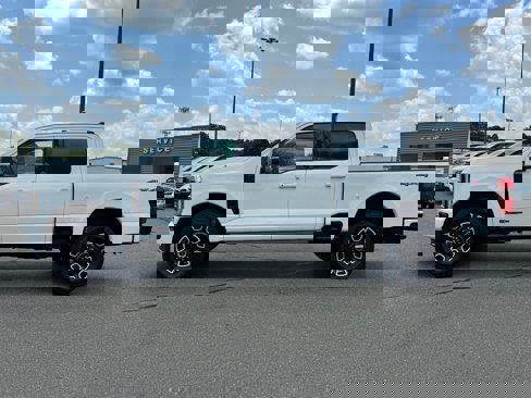 New 2025 Ford F250 Platinum image 3