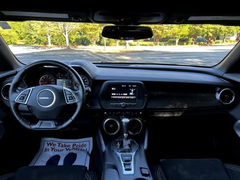 Used 2018 Chevrolet Camaro LT image 23