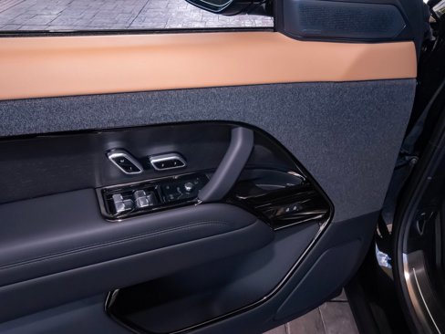 New 2025 Land Rover Range Rover Sport Dynamic SE image 33