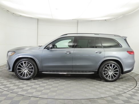 New 2026 Mercedes-Benz GLS 580 4MATIC image 8