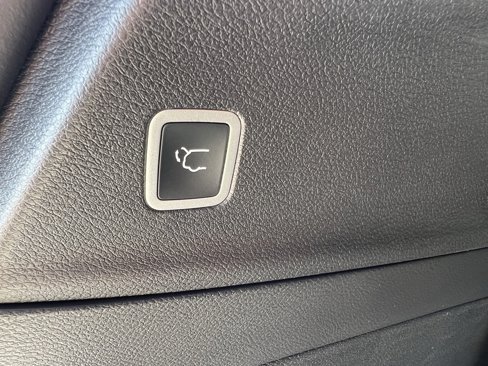 New 2026 Chrysler Pacifica Select image 22