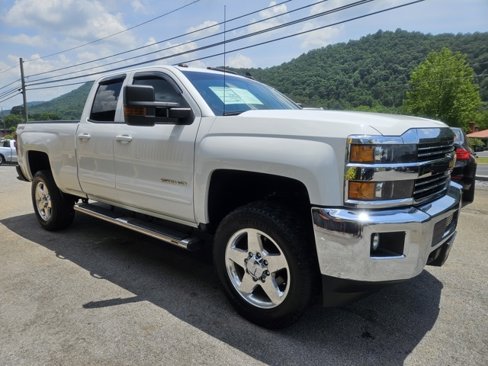 Used 2015 Chevrolet Silverado 2500 LT w/ LT Convenience Package image 5