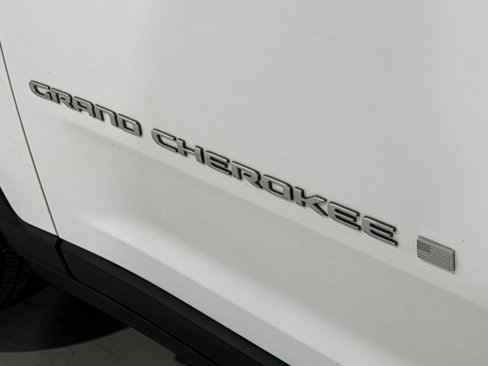 Used 2023 Jeep Grand Cherokee L Limited image 33