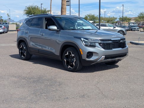 Certified 2025 Kia Seltos EX w/ EX Sunroof Package image 33