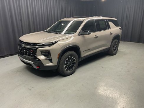 New 2026 Chevrolet Traverse Z71 w/ Driver Confidence Package image 2