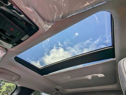 New 2025 Mitsubishi Outlander SE image 14