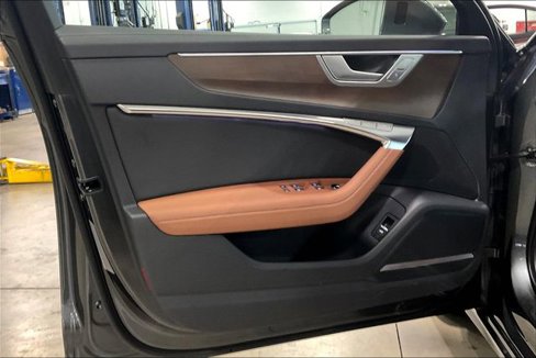 Certified 2025 Audi A6 Premium Plus image 22
