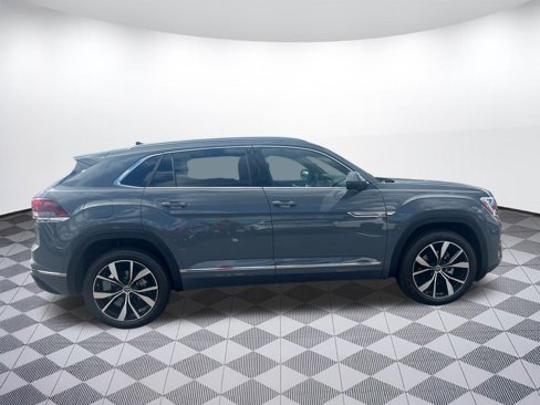 New 2026 Volkswagen Atlas Cross Sport SEL Premium R-Line image 7