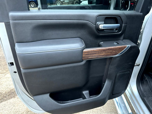 Used 2021 Chevrolet Silverado 2500 High Country w/ Z71 Off-Road Package image 17