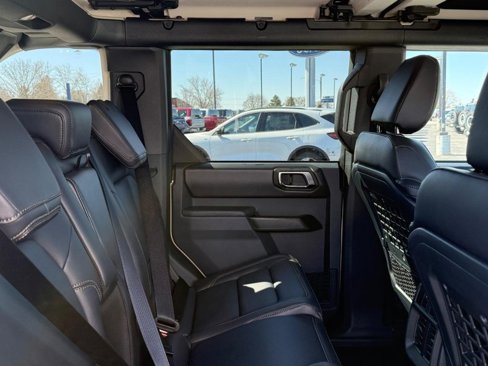 New 2025 Ford Bronco Badlands image 6