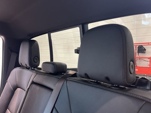 New 2025 Chevrolet Colorado LT w/ LT Convenience Package image 33