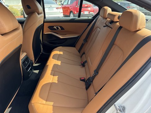 Used 2024 BMW 330i Sedan image 10