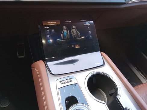 New 2026 Cadillac Vistiq Platinum image 17