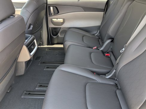 New 2026 Kia Carnival EX image 15