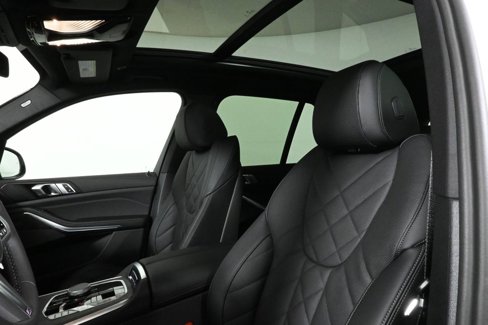 New 2026 BMW X5 xDrive40i w/ M Sport Package image 16
