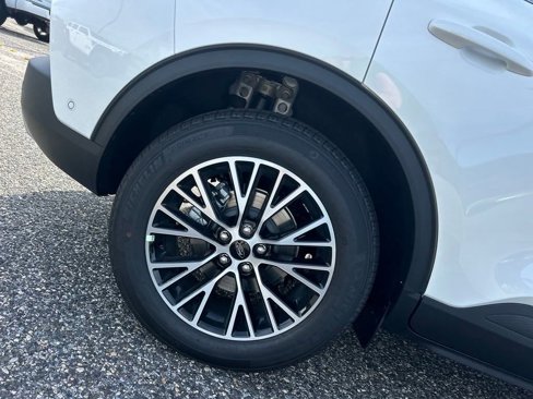 New 2024 Ford Escape SE w/ PHEV Premium Package image 23