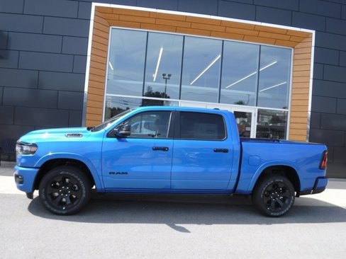 New 2026 RAM 1500 4x4 Crew Cab image 2