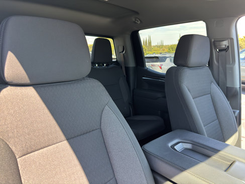 Certified 2025 Chevrolet Silverado 1500 LT w/ Convenience Package II image 23