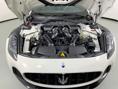 Used 2024 Maserati GranTurismo Modena image 10