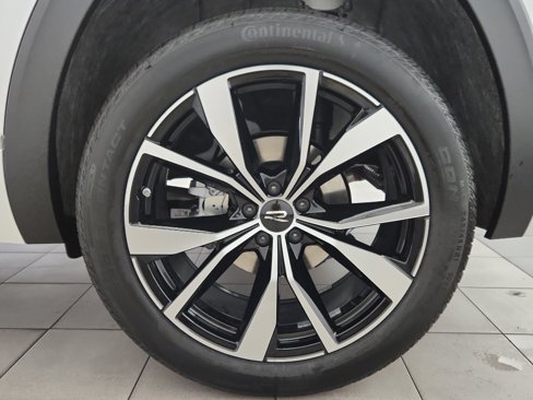 New 2026 Volkswagen Atlas Cross Sport SEL Premium R-Line image 39